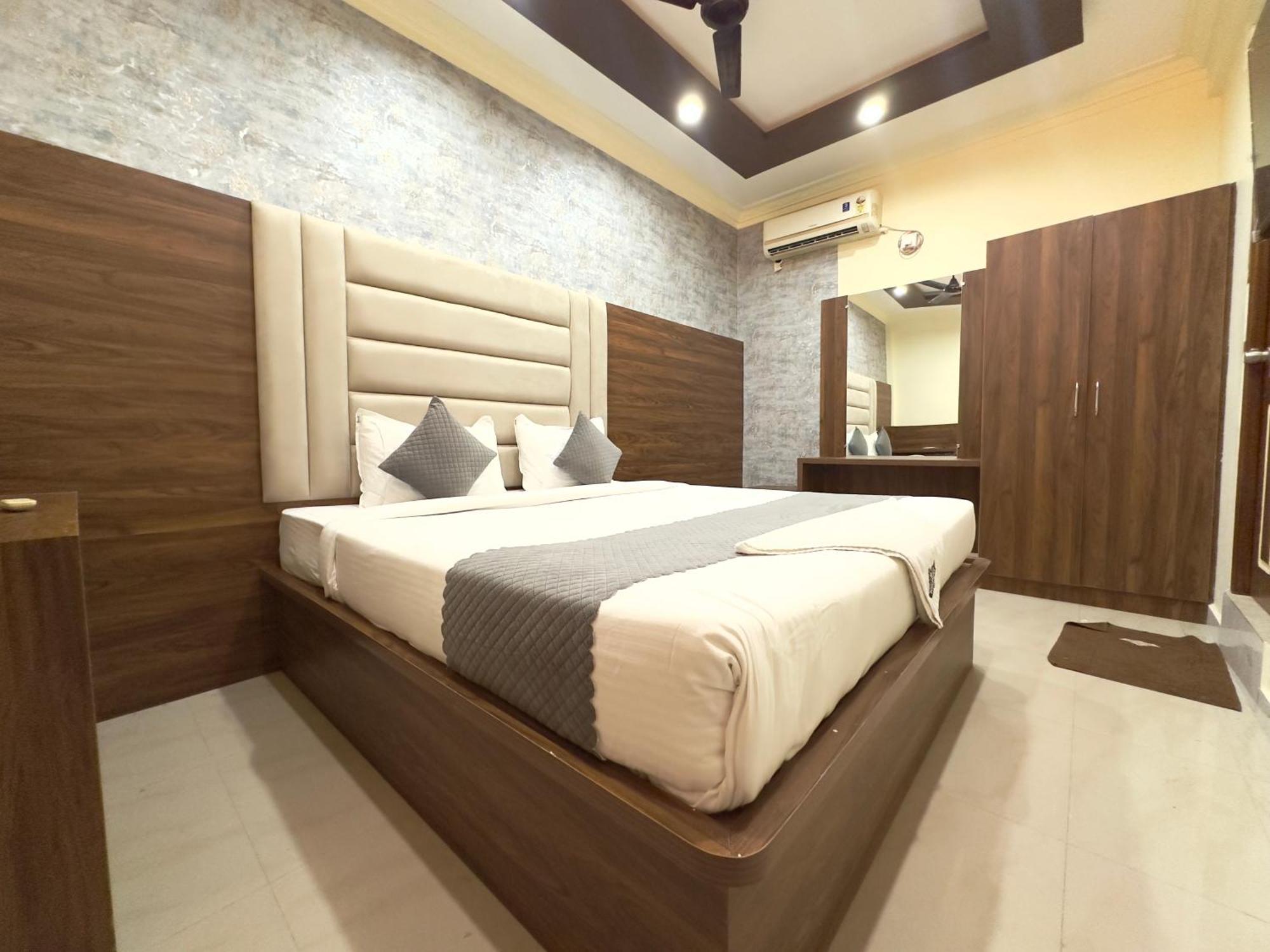 Hotel Boss Palace Maisur Dış mekan fotoğraf