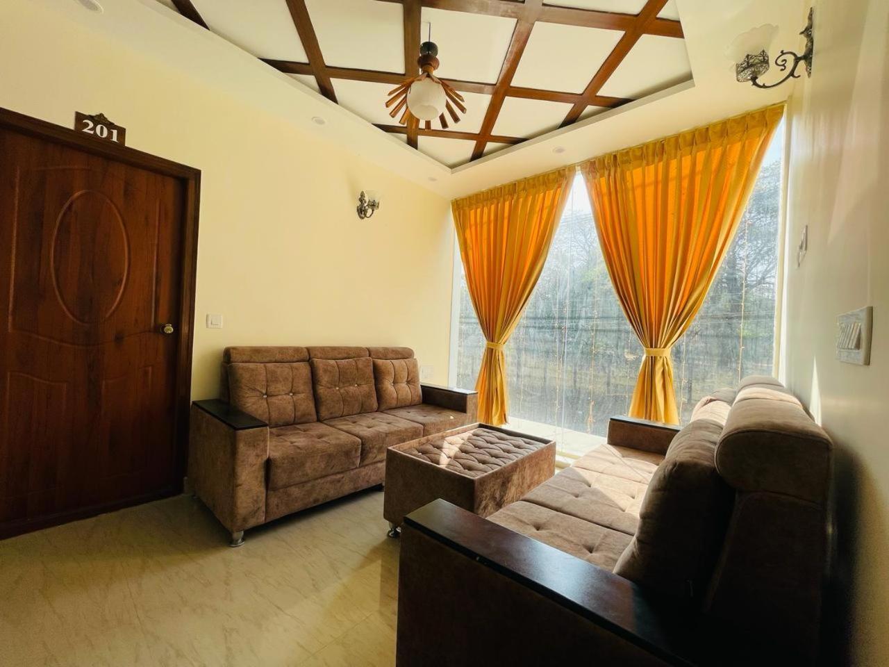 Hotel Boss Palace Maisur Dış mekan fotoğraf