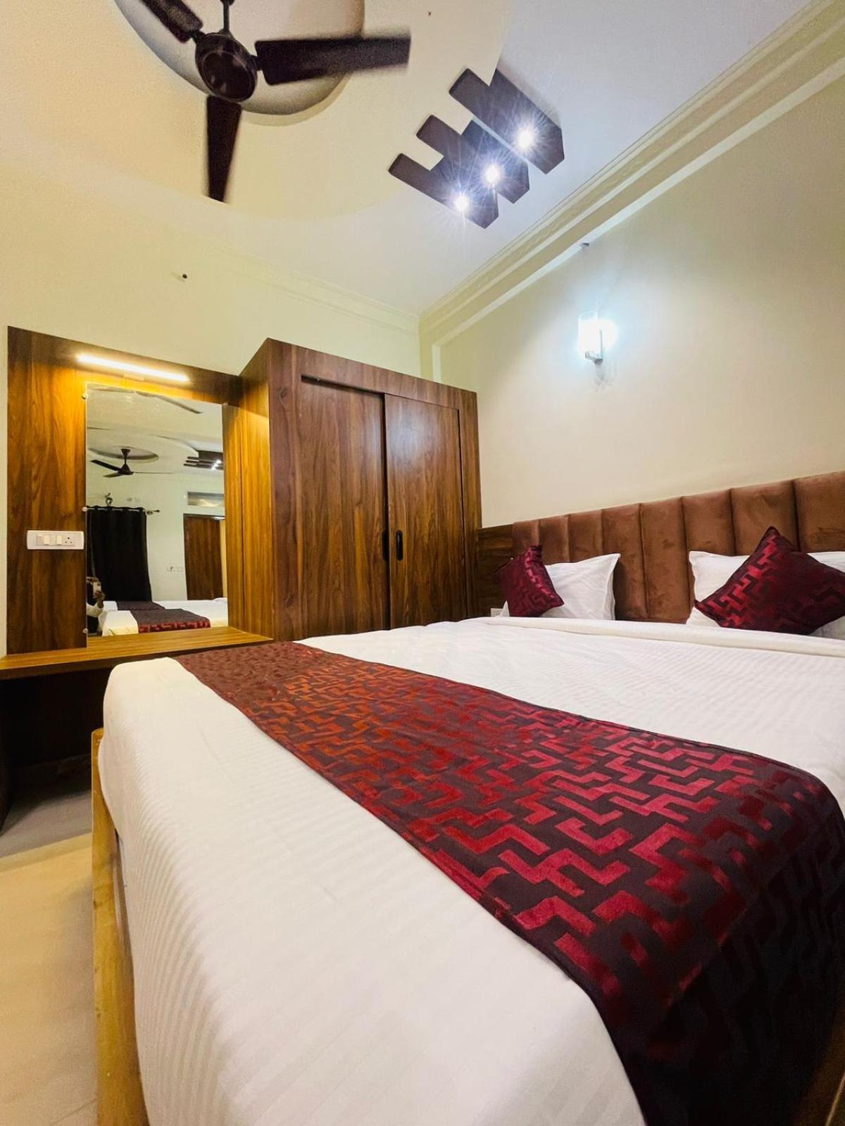 Hotel Boss Palace Maisur Dış mekan fotoğraf